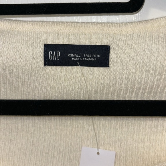 GAP Sweetheart Corset Sweater, stretchable, shirt, top, knit - Picture 4 of 7